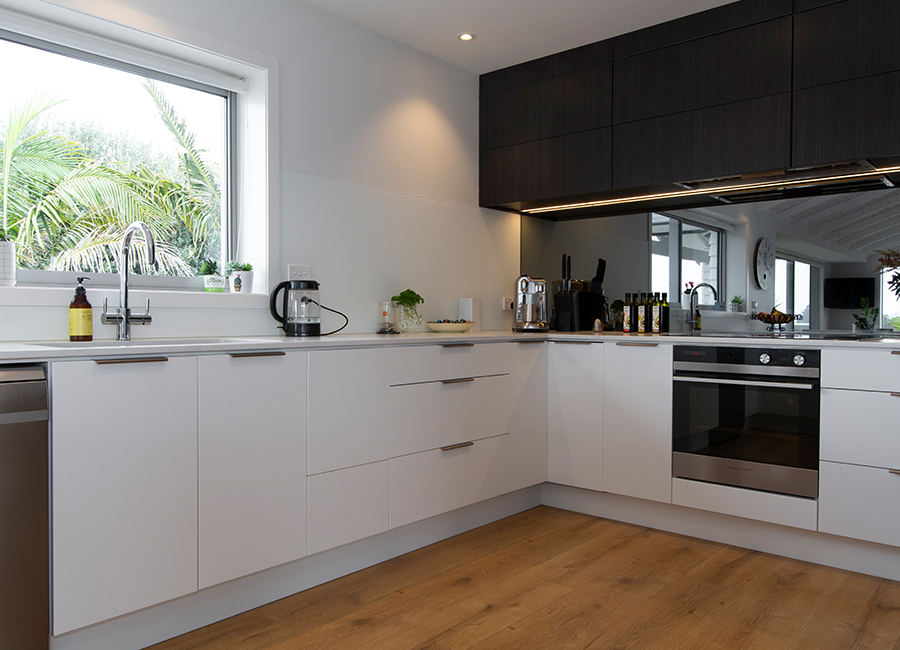 Hacienda Black Woodgrain Milan, Modern Kitchens (3)