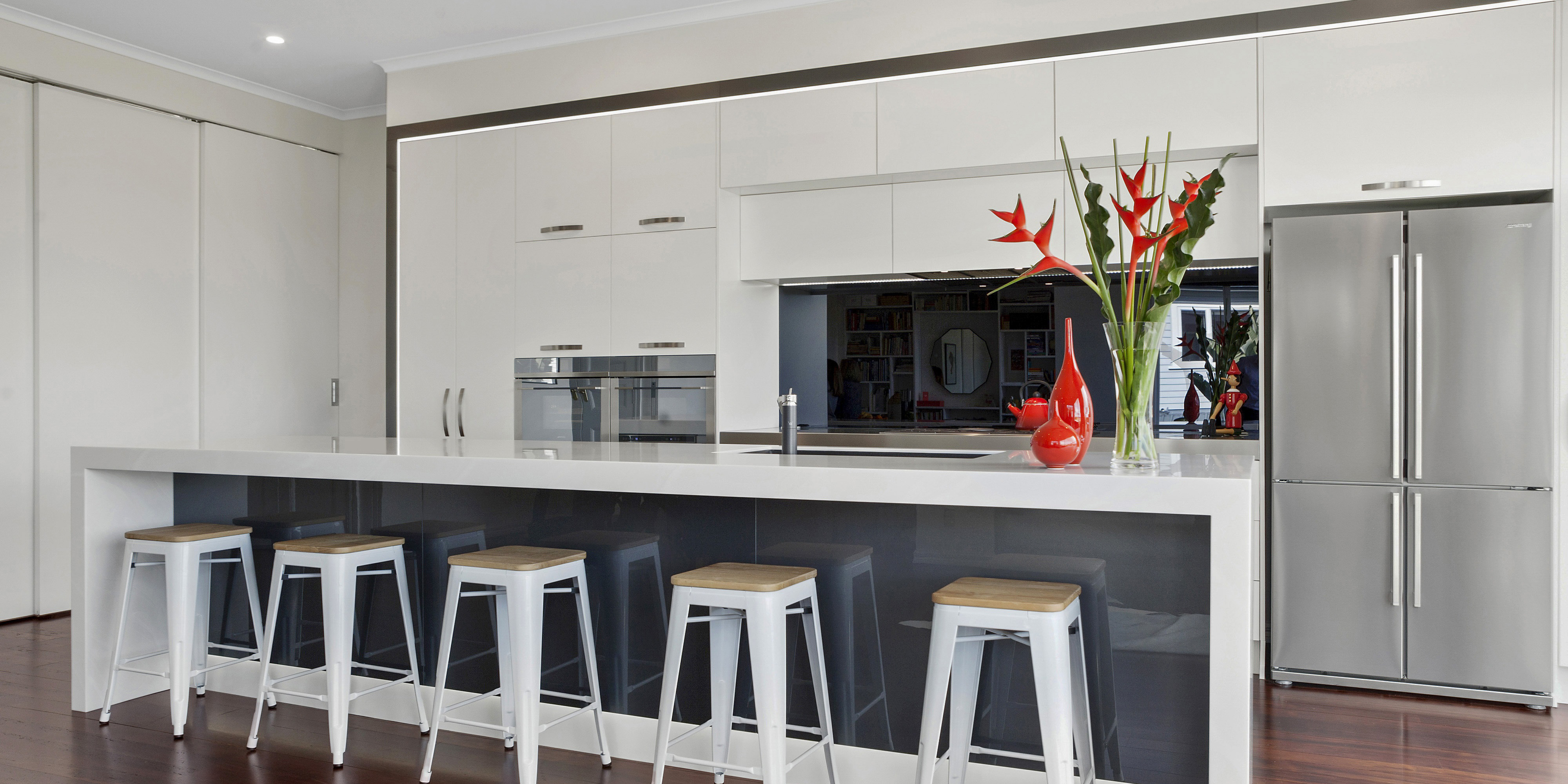 Milan Profile, Designer White Satin Heather Wood